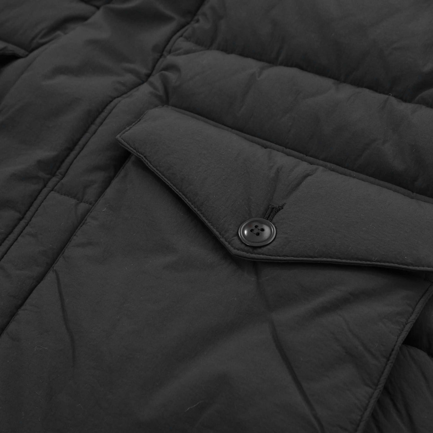 Barbour Sutley Quilted Jacket in Black Pocket