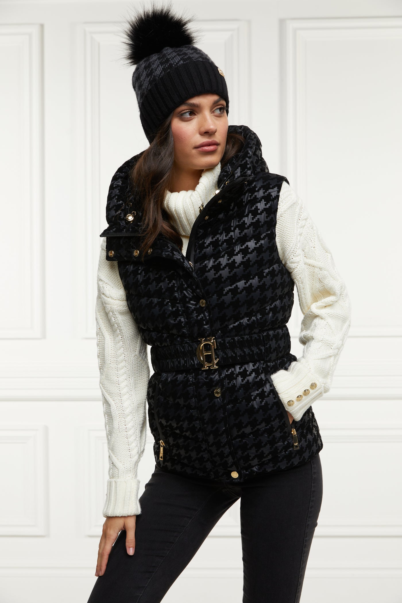 Holland Cooper Vermont Ladies Gilet in Mono Houndstooth