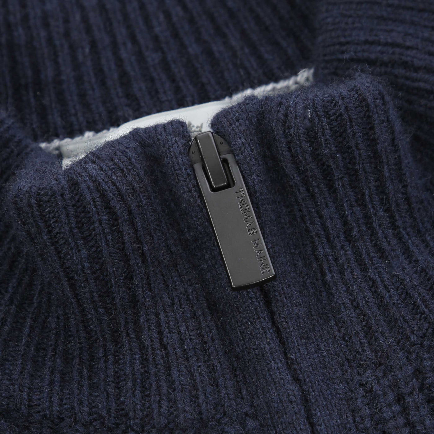 Thomas Maine 1/4 Zip Lambs Wool Knitwear in Navy Zip